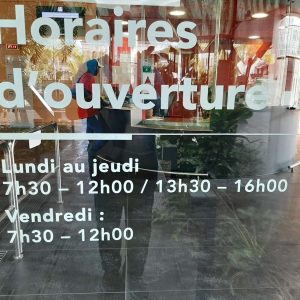 Lettrage personnalisé en Guadeloupe et Martinique – Empreinte Marquage